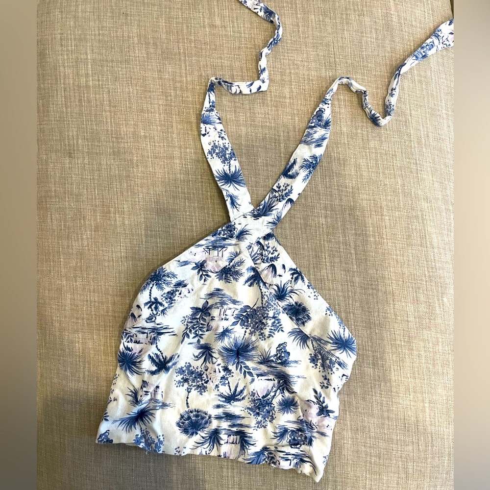 Abercrombie Crop Halter Top (XS)